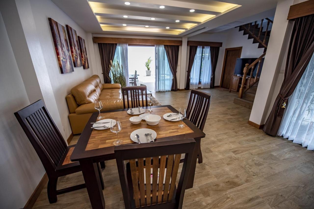 Private Villas Bangtao Strand Bang Tao Exterior foto